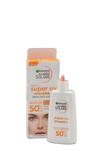 ضد آفتاب فلوئیدی سوپر UV ویتامین C گارنیر SPF50 حجم 40 میل